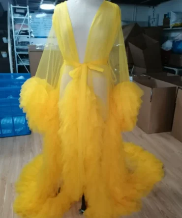 robe de détente transparente jaune